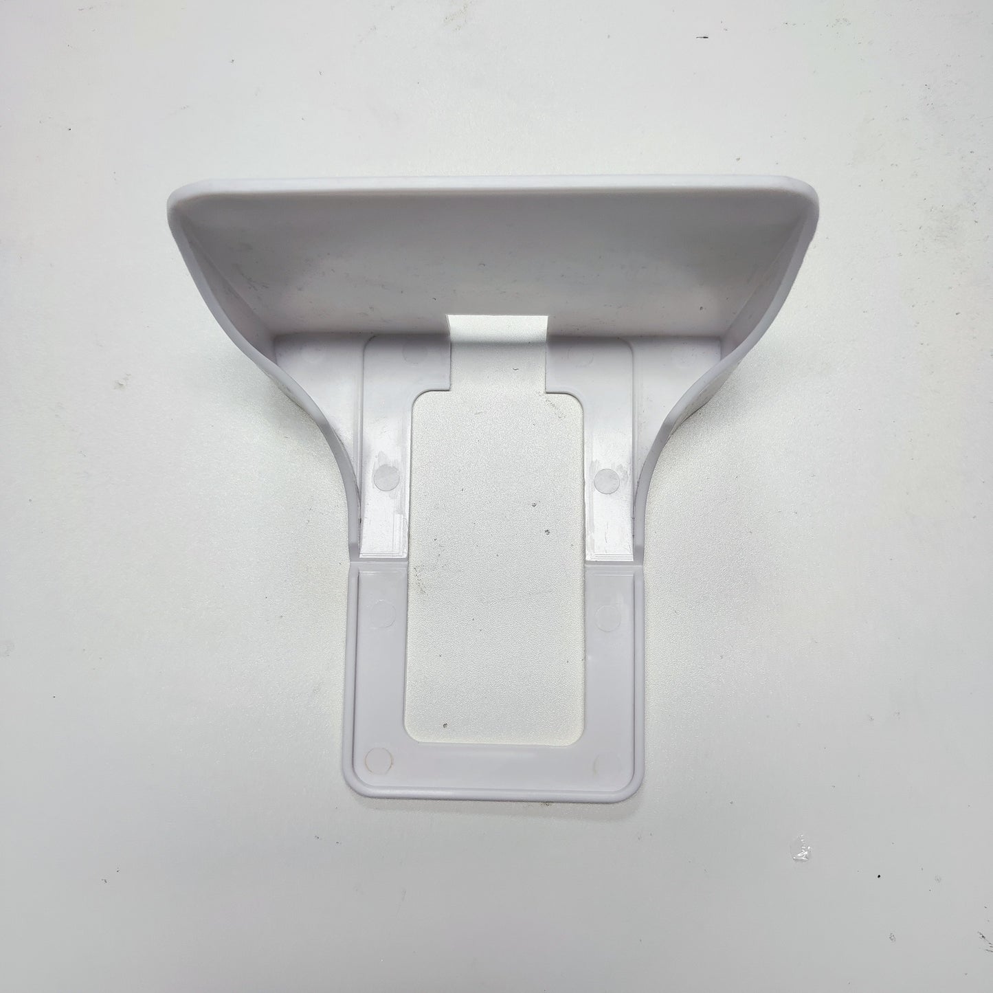 Outlet Shelf Wall Holder